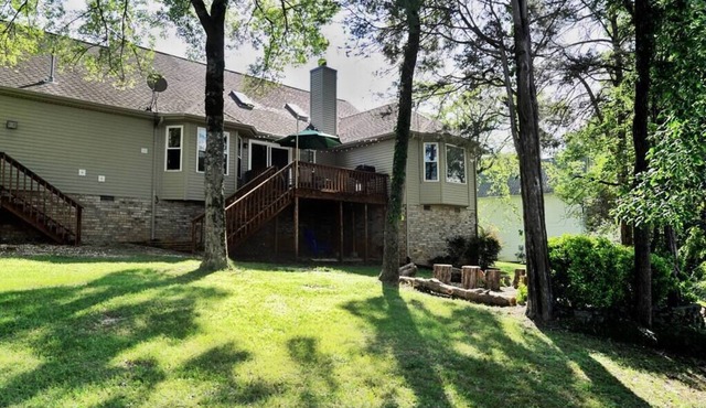4 Bedroom Sleeps 10 with Huge Outdoor Space