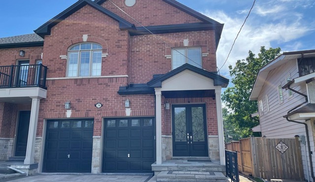 4 Bedroom Spacious Enclave near Lake Wilcox