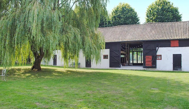 4 bedroom stunning home in Beussent