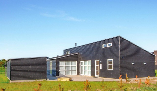 4 bedroom stunning home in Løkken