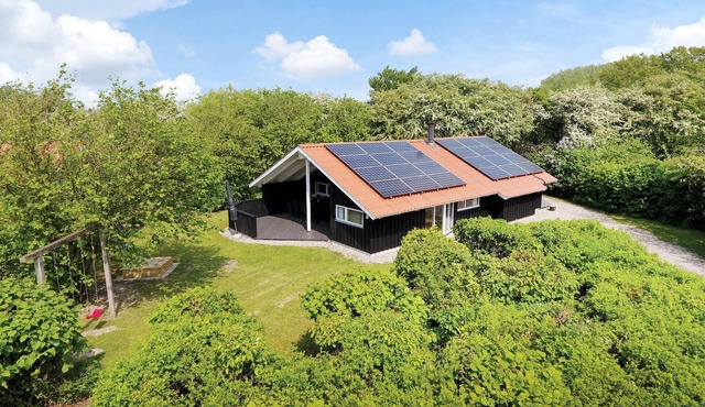 4 bedroom stunning home in Sydals