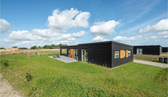 4 Bedroom Stunning Home In Løgstrup