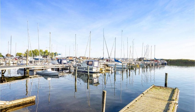 4 Bedroom Stunning Home In Torrig L