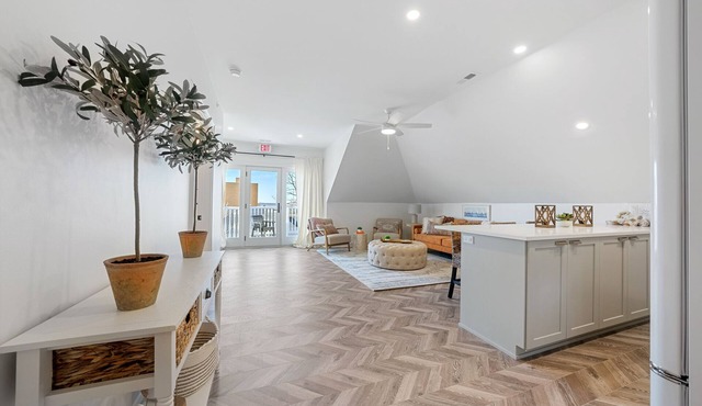 4 Bedroom Stylish Downtown Condo