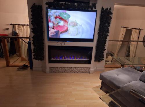 4 Bedroom Townhouse with 3 bathrooms on 3 levels