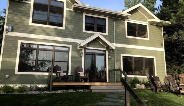 4-bedroom vacation home. On Crystal clear Hagerman Lake, Ottawa National Forest