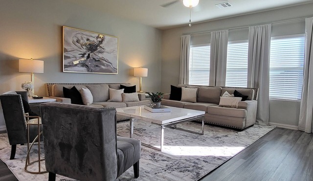 4-bedroom vacation home just 18 minutes from Lake Ray Hubbard