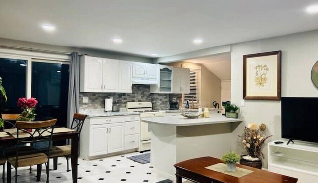 4-bedroom vacation home just 20 mins to NYS times Square.