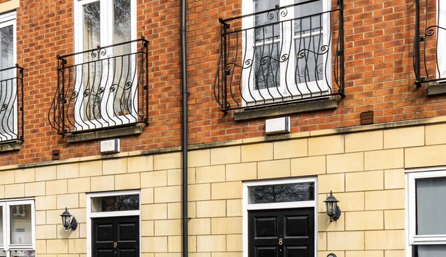 4 Bedroomed - Large Family Home