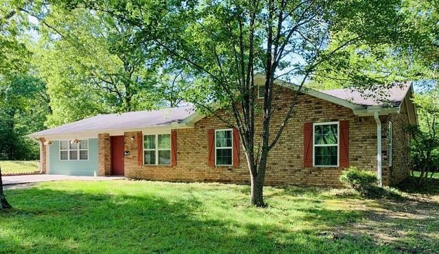 4 Bedrooms & 3 Full Baths-Yard/Deck/Firepit/Creek/Paved Road/SxS Trails/Hiking