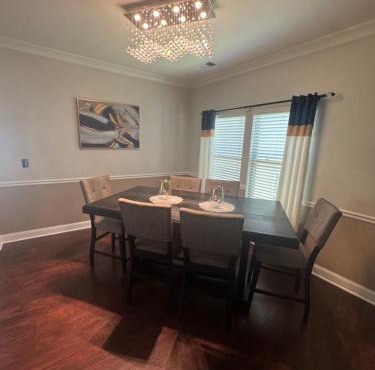 4 Bedrooms Private Backyard Smoke Room Garden Tub