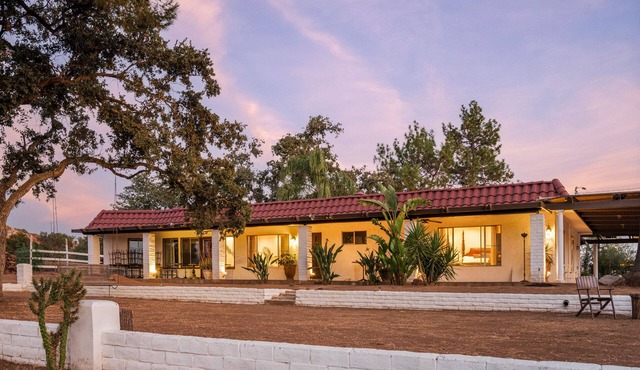 4 Beds, 2Bath in the beautiful Wine Country Hills 1hr from San Diego.