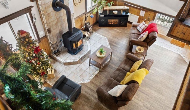 4 Belles Vues-Cozy retreat in the middle of the forest. Pet-Friendly!