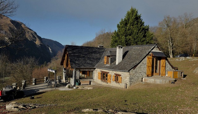 4* Bergerie with panoramic view and private infinity pool