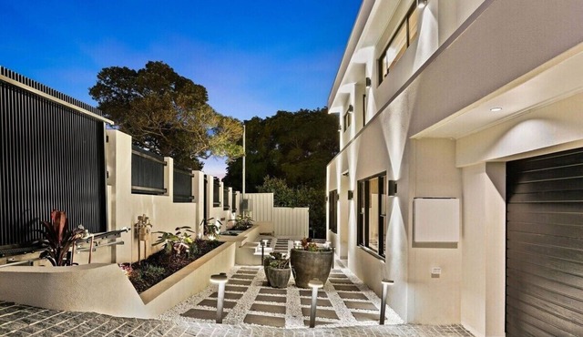 4 big bedrooms, new house, stylish house , beach views, swinging pool views .