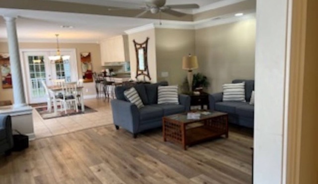 4 blocks to beach, near village, screen porch, quiet street, big fenced yard