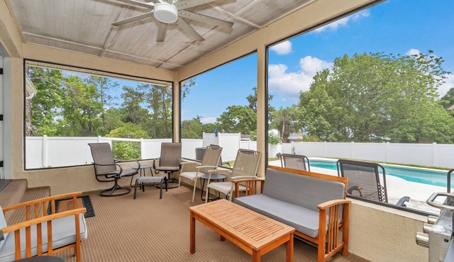 4 BR/2 BA, Private HEATED Pool, Split Floor Plan, 2 King Beds, Yard, 2218 SQ FT!