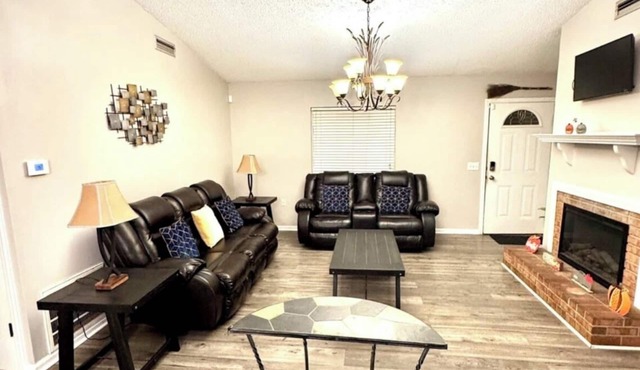 4-br 2-bath house in charming Fitzgerald with WiFi, AC. Perfect for long stays.