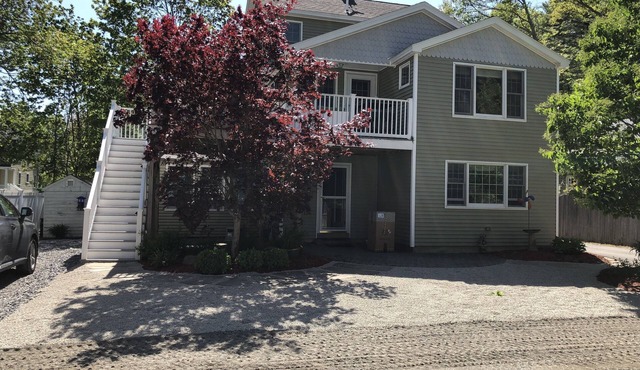 4 BR, 3 Bath Close Walk To Everything! 1/2 Mile to Center 8/10 to Beach