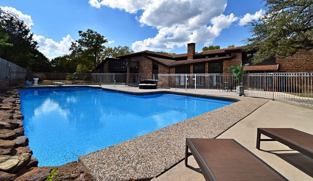 4 BR at Eagle Trail - Four Bedroom Home, Sleeps 14
