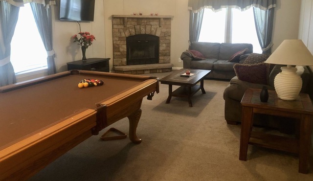 4 BR house on 5 acres close to River Ranch and Lake Kissimmee