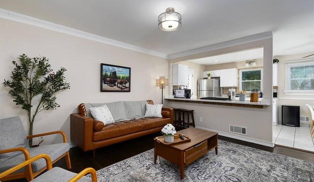 4 BR Relaxing Big Family House l 8 guest l Quiet neighborhood