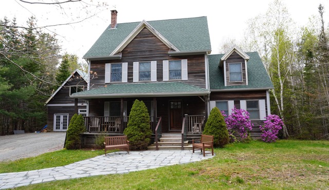 4 BR Sleeps 11 just minutes from downtown Bar Harbor and Acadia National Park