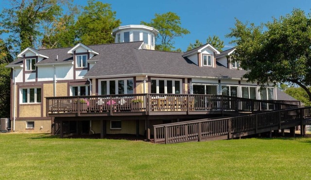 4-BR Waterfront Turret Home