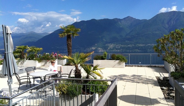 4 * - Comfort apartment in the holiday residence Collina d'Oro