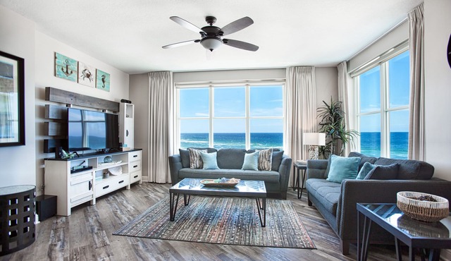 4 Complimentary Beach Chairs! Aqua 601 Oceanfront-3 Balconies! Sleeps 8+Clean