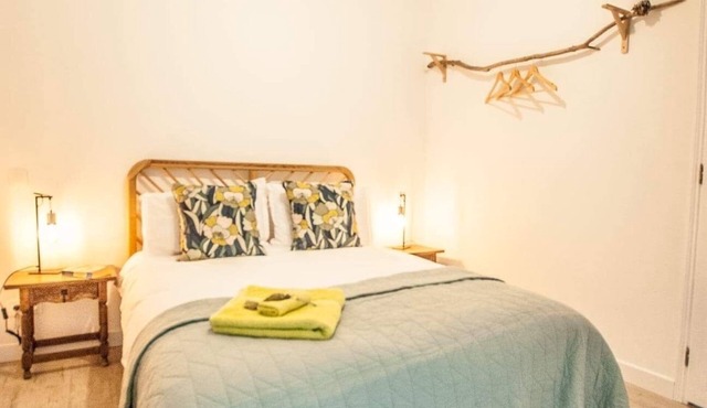 4 ensuite bedrooms in beautiful winegrowers house