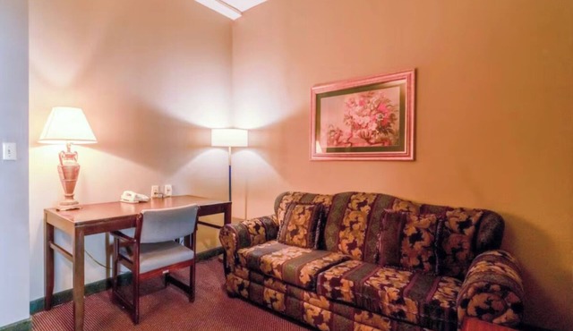 4 Family-Friendly Jonesboro Units Near I-55, Shopping and Downtown Attractions