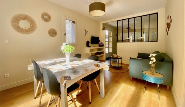 4 * gîte with swimming pool on the slopes