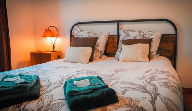 4 guest rooms & 2 unusual cabins between Nantes and the Vendée coast