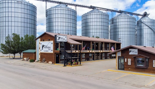 4-Hansen Inn & Cabins, Room, Double Queen, Ground Floor, Dog Friendly, No Smoking