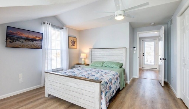 4 houses from the beach w/brand new pool in LBI