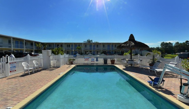 4 Inviting Family-Friendly Rooms - Ideal Setting for a Relaxing Weekend Escape