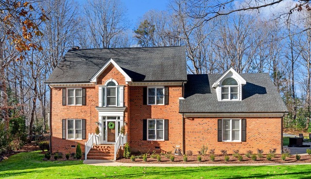 4 King 4 Bath Executive Retreat on cul-de-sac in Lochmere neighborhood of Cary