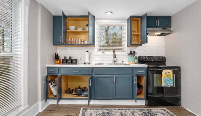 4 KING Beds + Arcade Area + 2 Living Rooms