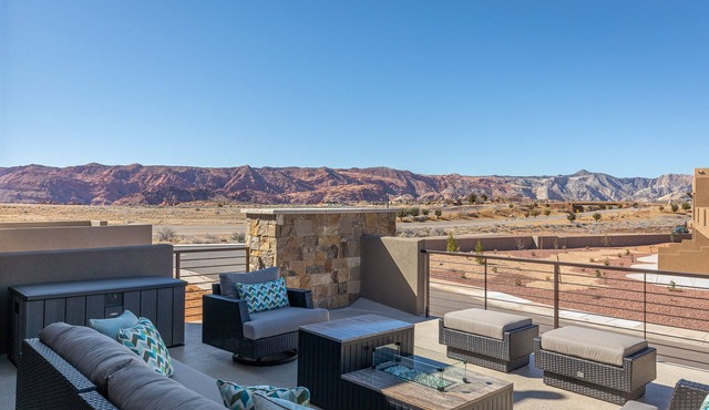 4 King En Suites Sleeps 16 - Fire Pit & Near Pool