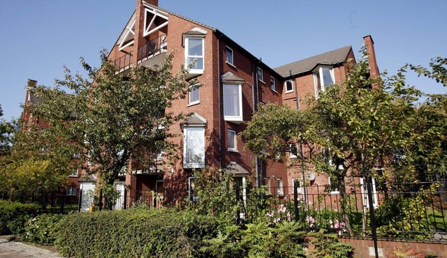 4* Lagan View 🍀 Beautiful views & perfect location for sightseeing in the city.