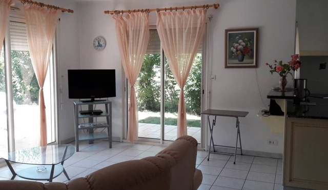 4 * Les Genêts house for rent with swimming pool