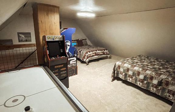 4 Little Bears Cabin-WiFi/Arcade loft