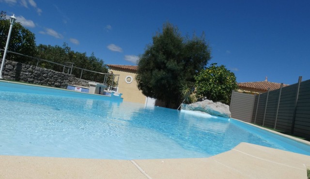 4* lodge/rental in the countryside near Montpellier