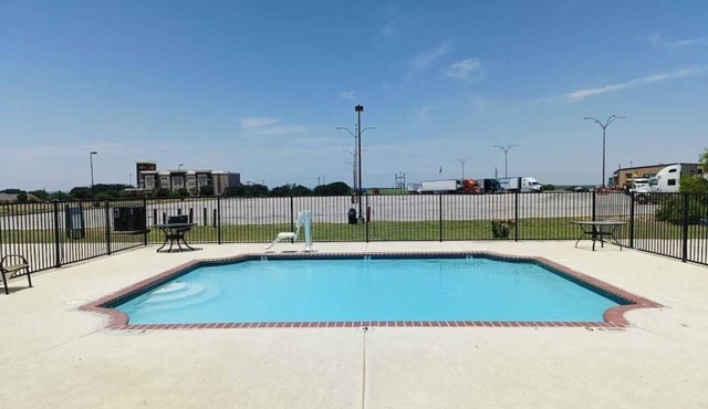 4 Lodgings | Firemans Park Adventures | Outdoor Pool and Free Parking