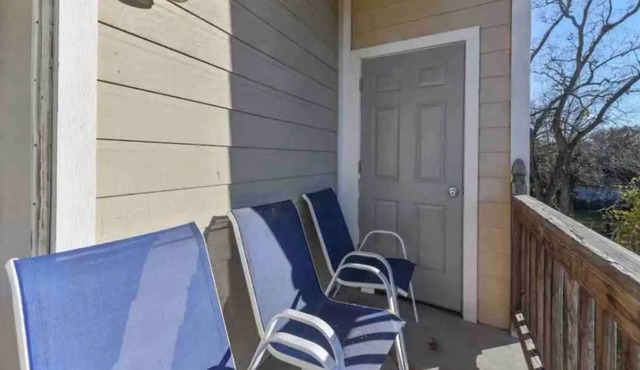 #4 Luxury 4 Bedroom Oasis