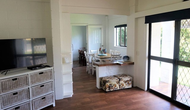 4 Mallett Street - Tin Can Bay