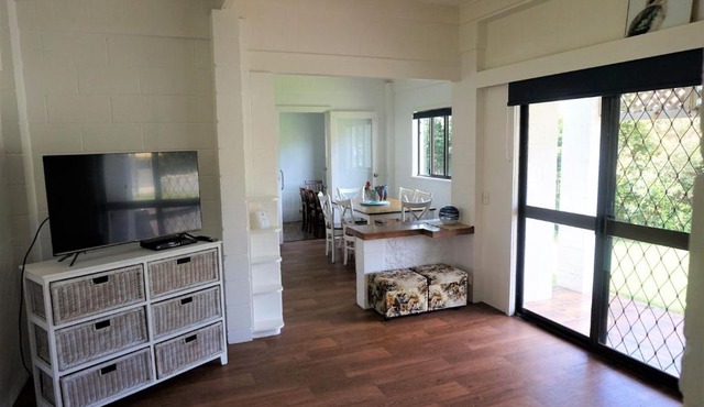 4 Mallett Street Tin Can Bay Walk to Everything