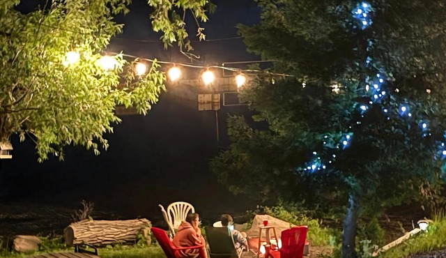 4 METERS from the lake! Luxury Cottage, Sauna, Heated pool