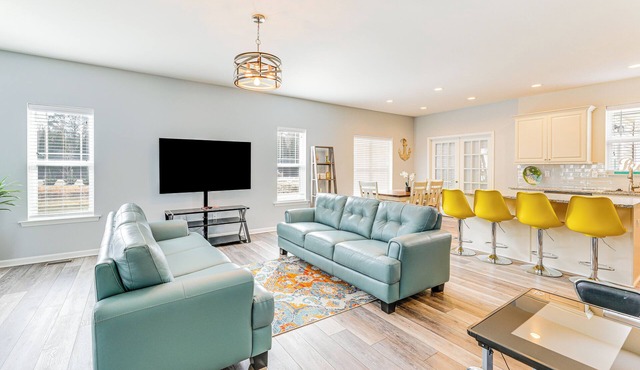 4 Mi to Beach: Frankford Home w/Game Room